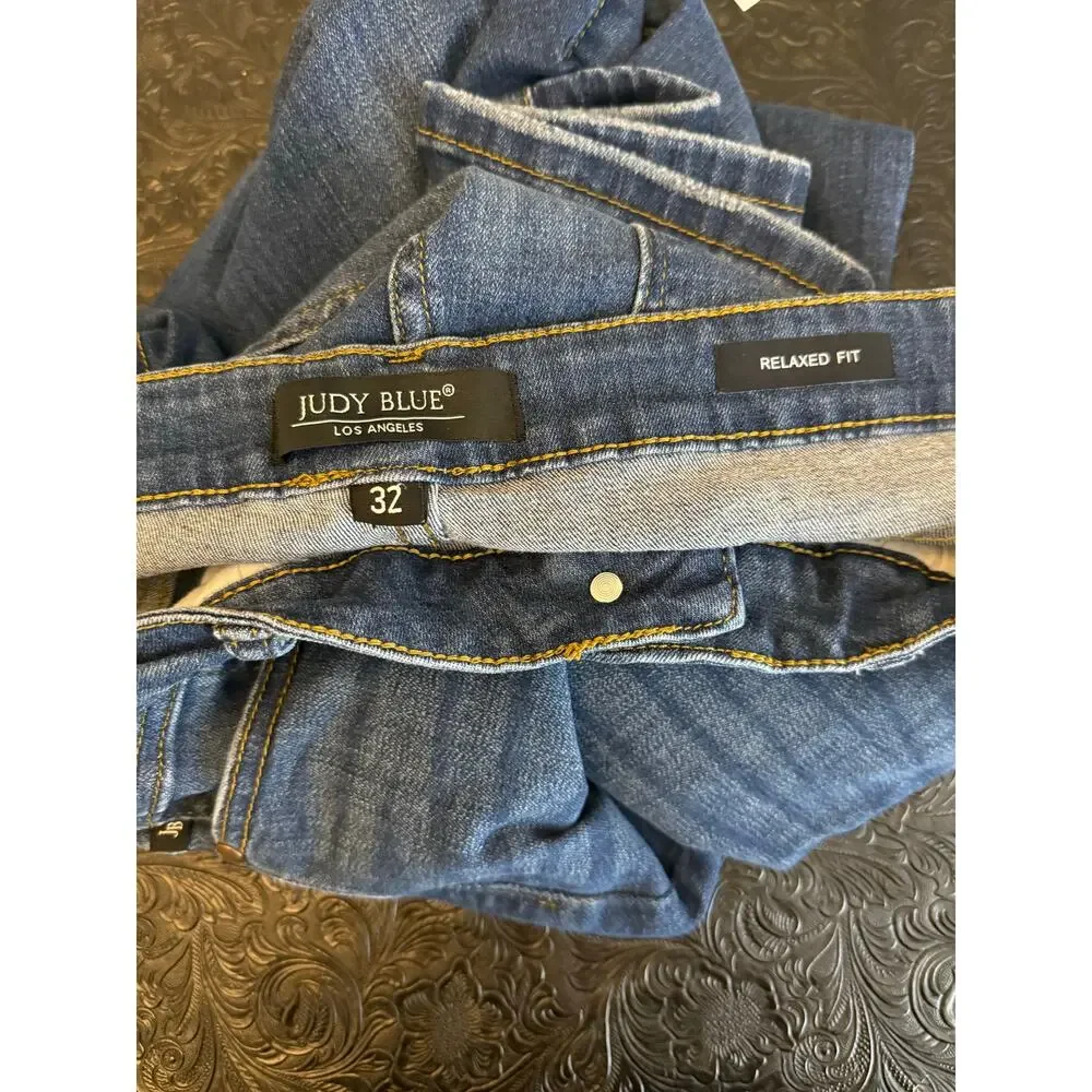 Judy Blue Jeans Women's 32 Relaxed Fit
